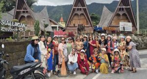 Tour Reguler Lake Toba